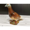 STRIKING AND BEAUTIFULLY CRAFTED BESWICK PORCELAIN PIGEON FIGURINE