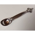 CARROL BOYES FUNCTIONAL ART: VINTAGE EARLY DESIGN PEWTER AND STAINLESS STEEL SOLID ICE CREAM SCOOP