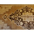 STUNNING VINTAGE PURE WOOL, HAND KNOTTED ANATOLIAN TURKISH RUG MEASURING 2.06 X 1.10 METRES