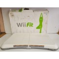 NINTENDO WII FIT BALANCE BOARD AND OPERATIONAL MANUALS, NOT TESTED