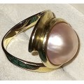 Vintage 9ct Yellow Gold Mabe Pearl Ring