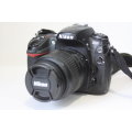 Nikon D300  12.3MP Digital SLR Camera WITH 18-55MM ZOOM LENS VERY GOOD CONDITION