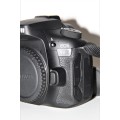 Canon 90D 32.5MP DSLR Body Only Black IN NEW CONDITION
