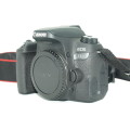 Canon EOS 77D DSLR Camera IN EXCELLENT CONDITION  COMING WITH CHARGER,
