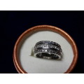 STUNNING SOLID GENUINE STERLING SILVER RING IN PERFECT CONDITION