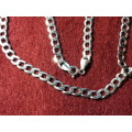LOVELY SOLID GENUINE STERLING SILVER NECKLACE WITH ITALIAN CLASP IN PERFECT CONDITION