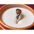 LOVELY GENUINE SOLID STERLING SILVER RING WITH POSSIBLE AMBER STONE IN VERY GOOD CONDITION