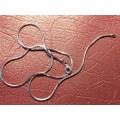 LOVELY GENUINE SOLID STERLING SILVER SNAKE NECKLACE WITH LOBSTER CLASP IN VERY GOOD CONDITION -[8,2]