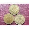 A Lot of 3 SA Union Quarter Pennies - [Bid per coin to take all]