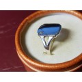 Lovely Genuine Solid Sterling Silver Name Ring With Stone in Perfect Condition - [3,4 g]