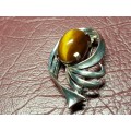 Lovely Genuine Solid Sterling Silver Brooch With Tiger eye Stone in Perfect Condition - [9,4 g]
