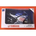 !!! VALENTINO ROSSI !!! NO 46 ( 2007 ) DIE CAST METAL MODEL OF THE YAMAHA YZR-M1....SCALE 1:12 !!!!