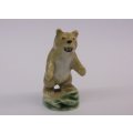 AN AMAZING RARE VINTAGE WADE GRIZZLY BEAR WHIMSY FROM THE 1950`S ...EARLY EDITION...AWESOME !!!