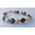 QUALITY PIECE !! A CLASSY GENUINE FRESHWATER PEARL BRACELET WITH A STERLING SILVER CLASP !! WOW !!