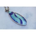 AN EXTRA LONG STERLING SILVER NECKLACE WITH A CLASSY ENAMEL ON STERLING SILVER PENDANT !! WOW !!