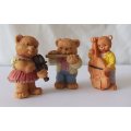 SO CUTE !! A BEAUTIFULLY DETAILED VINTAGE RESIN COMPOSITE MUSICAL TRIO OF BEARS !! BID FOR ALL !!