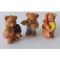 SO CUTE !! A BEAUTIFULLY DETAILED VINTAGE RESIN COMPOSITE MUSICAL TRIO OF BEARS !! BID FOR ALL !!
