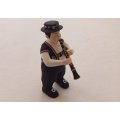R1 START !! A VINTAGE HAND CARVED HAND PAINTED FIGURE OF A SWISS MUSICIAN - FROM SWITZERLAND