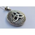 A "MAGICAL" STERLING SILVER CELTIC MOTIF PENDANT WITH A COMPLIMENTARY 50CM STERLING SILVER NECKLACE
