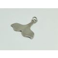 R1 START !! A genuine Solid Sterling Silver Whale tail pendant - AS NEW !! FREE COMBINING !!