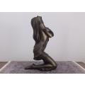 WOW !! A GORGEOUS BRONZE COLOURED SEMI NUDE RESIN LADY STATUE BY THE LEONARDO COLLECTION !!