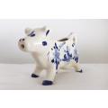 KYK !! A FABULOUS VINTAGE DUTCH DELFT STYLE COW SHAPED CREAMER WITH HAND PAINTED DECORATION !!