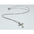 WOW !! AN UNUSUALLY DESIGNED SOLID STERLING SILVER CROSS PENDANT WITH A STERLING SILVER NECKLACE !!