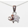 9k / 9ct white gold Pendant: Elephant & simulated diamonds. Ready for you. Last one!