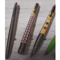 Large Job Lot of Parker Pens including 2 Fountain Pens, Pencil, Roller Ball and Ball Point Pens.