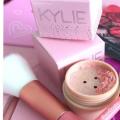 KYLIE HIGHLIGHT POWDER - Available in 2 colours