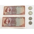 2 CRISPY SOUTH AFRICAN R1 BANKNOTES IN SEQUENCE AND 4 SILVER COINS. 1925,1955 and 2x1934