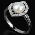 ***IN STOCK***REAL STONES!!!7 MM. ROUND AAA WHITE PEARL STERLING 925 SILVER SET SIZE 6