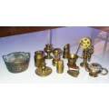 Random brass items for a 1/12 scale dollhouse