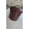 Vintage Brown enamel can with lid and handle