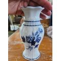 Beautiful small Delft Blue vase handpainted