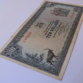 Reserve Bank of Rhodesia Ten Dollars 19 November 1975 VF+