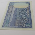 Reserve Bank of Rhodesia One Dollar 2 August 1979 uncirculated with centre fold