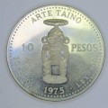 1975 Dominican Republic Silver 10 Peso crown size coin - smudged - only 5000 made