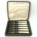 Set of 6 Hallmarked `T.L.` made in London pickle forks with mother of Pearl handles in box