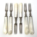 Set of 6 Hallmarked `T.L.` made in London pickle forks with mother of Pearl handles in box