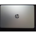 HP Laptop 15s-EQ2015NI Ryzen 7 5700u 8GB RAM 512GB SSD