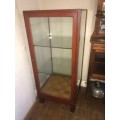 Teak Shop Display Cabinet in good condition ( 140 x 60 x 60 cm )