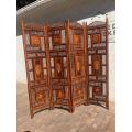 Magnifiscent Rosewood and Satinwood Inlaid Roomdivider in good condition ( (176 x 44 cm  per panel )