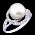 5.97 cts Natural White Pearl , White Topaz Solid .925 Sterling Silver Silver Ring Size 7