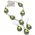 Faceted Peridot Gemstone Pears .925 Silver Necklace & Earrings Set