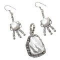 handmade Antique Style Natural Biwa Pearl Gemstone . 925 Silver Pendant and Earrings Set
