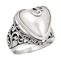 Breathtaking Heart  7.67 cts Natural Freshwater Pearl , Solid .925 Silver Size US 6 or M