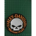 BDG1149 Round biker skull design badge patch