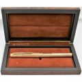 Very Collectable - Parker 105 - Gold-Rolled Bark Finish Ballpoint Pen - 1979-1982 - Boxed
