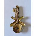 Italian WWII Artillery 142nd Legion cap Badge 35 x 60 mm. No fastening plates.